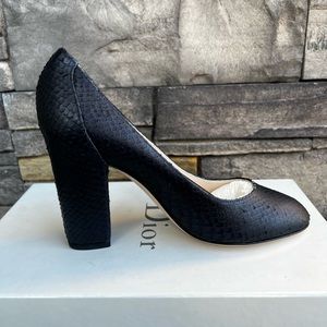 Classic Dior Pumps.Never worn. Box & Dust bags incl. additional photos upon req.